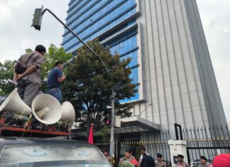 Geruduk Kemendagri, Warga dan Aktivis Banyuasin Sampaikan Tuntutan