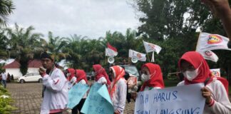 DLH dan DPRD Banyuasin didesak tutup PT GSA diduga cemari lingkungan