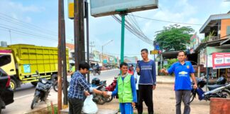 Berkah Ramadhan, IMBA Bagi Sembako ke Warga Dan Tukang Ojek Pangkalan Balai