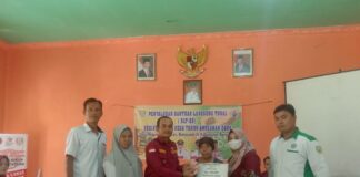 Bagikan BLT, Kades Regan Agung juga Ingatkan Warganya Waspada BegalÂ