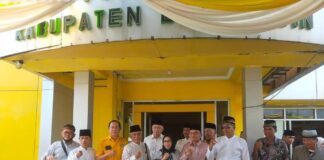 Dengan Tekad Wujudkan Harapan Masyarakat , Ardi Arfani Kembali Formulir Pendaftaran Bacawabup