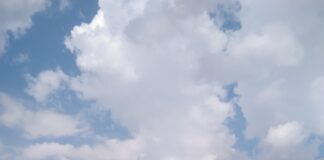 Bupati Banyuasin Periode 2018-2023, H Askolani Bagi-Bagi THR untuk Masyarkat