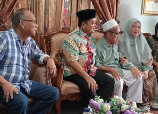 Jenguk Tokoh Sepuh Banyuasin I, Askolani Didoakan Kembali Memimpin Banyuasin