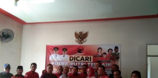 Di Dampingi Suami Hantarkan Formulir Pencalonan, Neta Indian Optimis Berpasangan di Pilkada Banyuasin