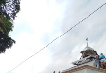 PENJAS Betung Peduli Bantu Masjid desa Suka Mulya Untuk Kemenangan ASTA