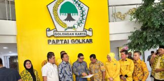 Pasangan ASTA, Resmi Terima Surat Keputusan dan Penetapan Sebagai Calon Bupati dan Wakil Bupati Banyuasin Dari Golkar