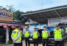 Polres Banyuasin perkuat Pengamanan dikantor Bawaslu jelang pikada 2024