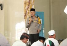 Pererat Tali Silaturahmi, Kapolres Banyuasin Melaksanakan Safari Jum’at Curhat di Masjid Al Hijriyah